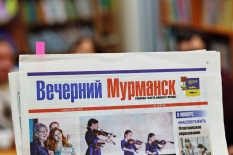 Пресс-кафе «Великой нежностью апрель обременяет»