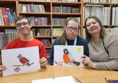 Читатели с нарушениями здоровья рисуют символы зимы 